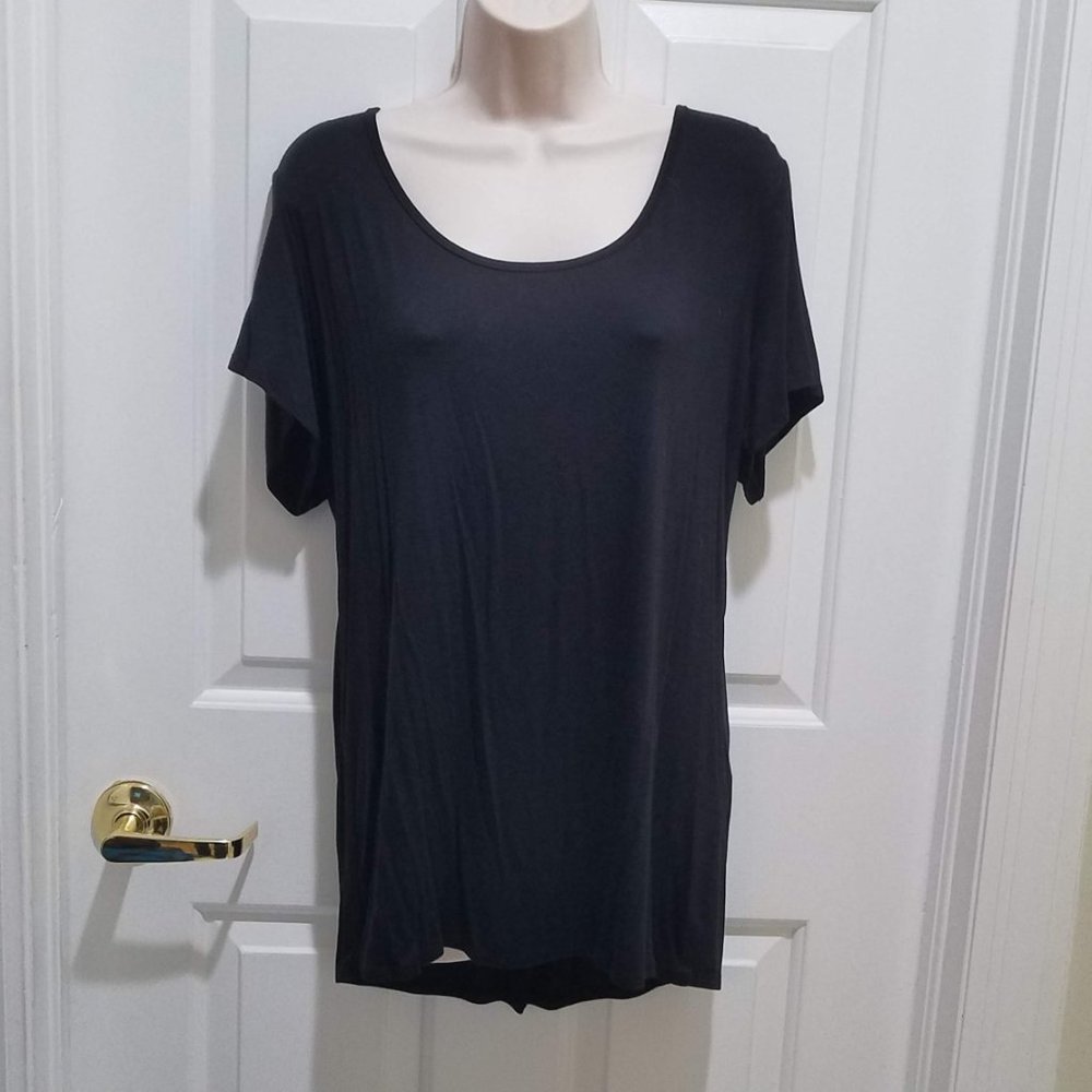NWT Black top by Pink Lotus Size XL